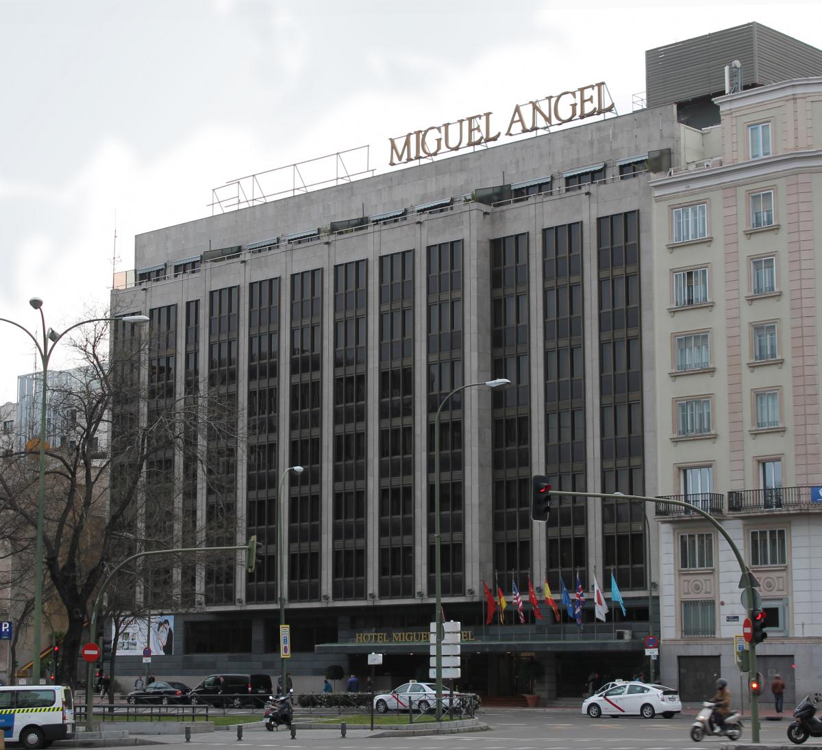 Fachada del Hotel Miguel ngel