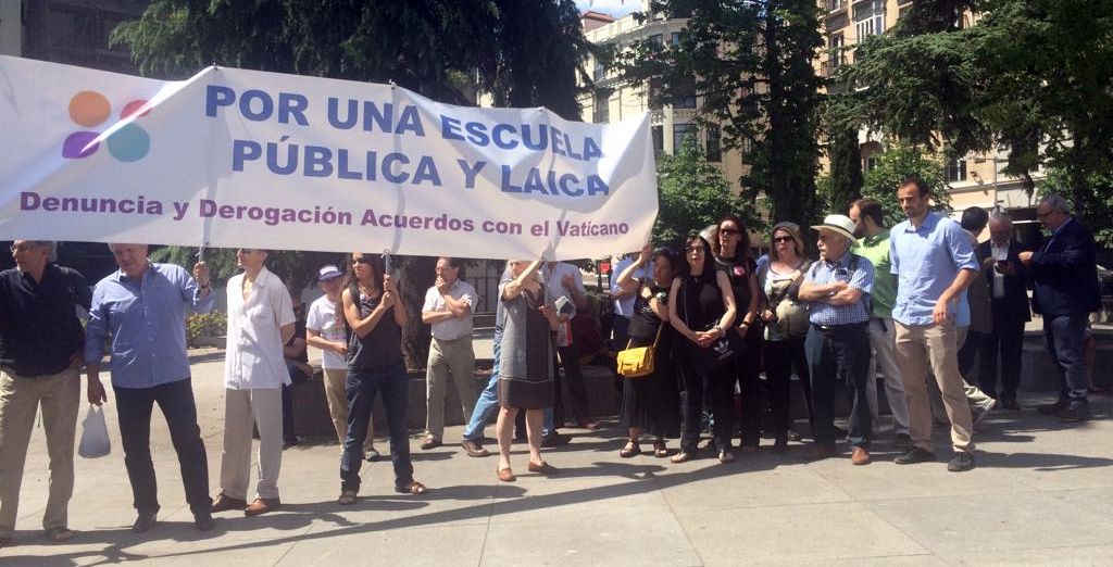 Campaa por la derogacin de los acuerdos con la Santa Sede