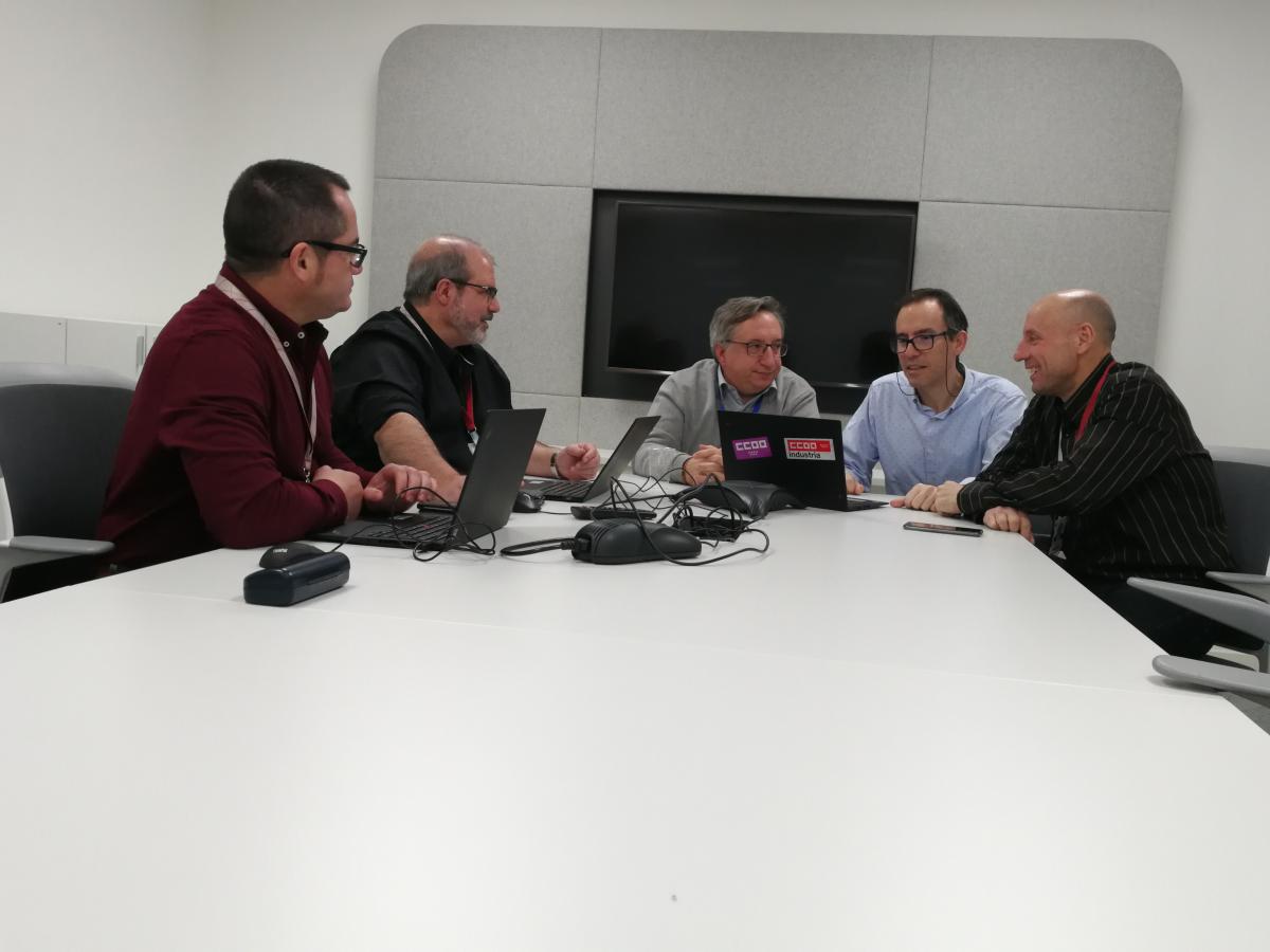 CCOO Huawei Madrid: Solicita a Huawei la financiacin de los medios necesarios para trabajar en remoto con seguridad: / Request to Huawei for the financing of the necessary means to work remotely with security