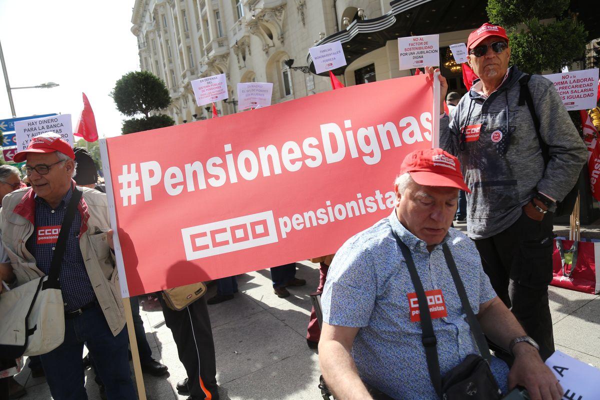 Concentracin por unas pensiones dignas en Madrid