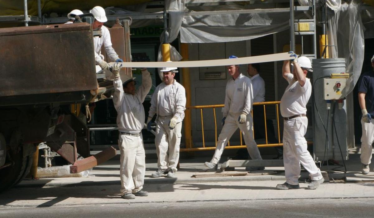 CCOO y UGT consideran necesario un importante incremento del SMI en Espaa
