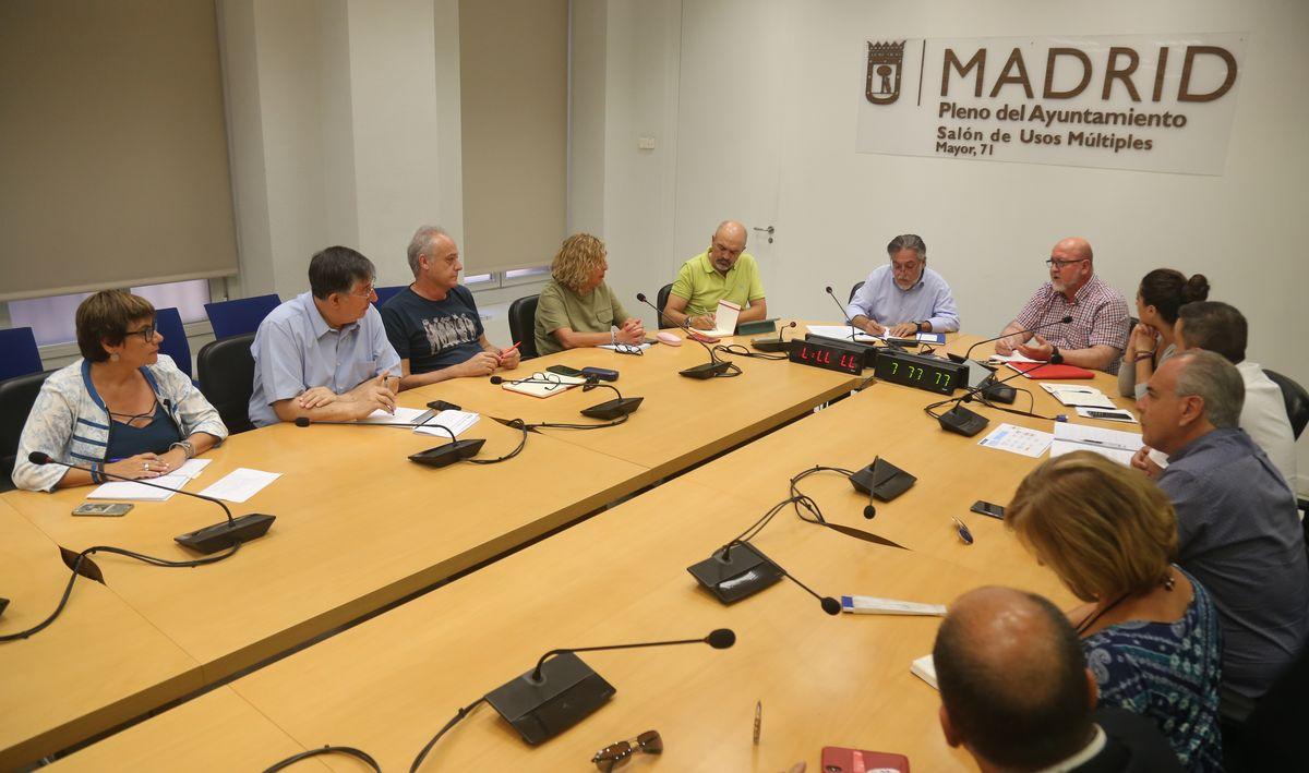 Primera reunin de CCOO y UGT con el portavoz del PSOE en el Ayuntamiento de Madrid, Pepu Hernndez