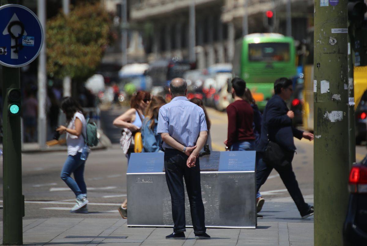 El crecimiento del empleo no llega ni a las mujeres ni a los parados de larga duracin de la regin
