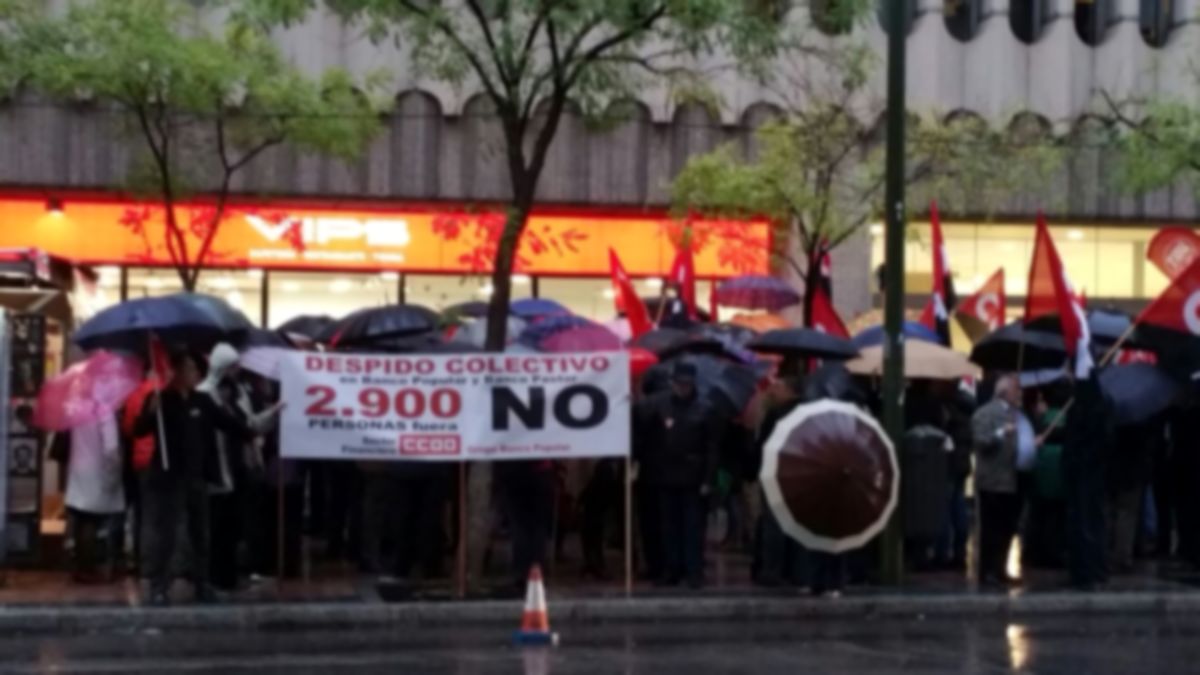 Nueva concentracin en Madrid contra los despidos en el grupo Banco Popular