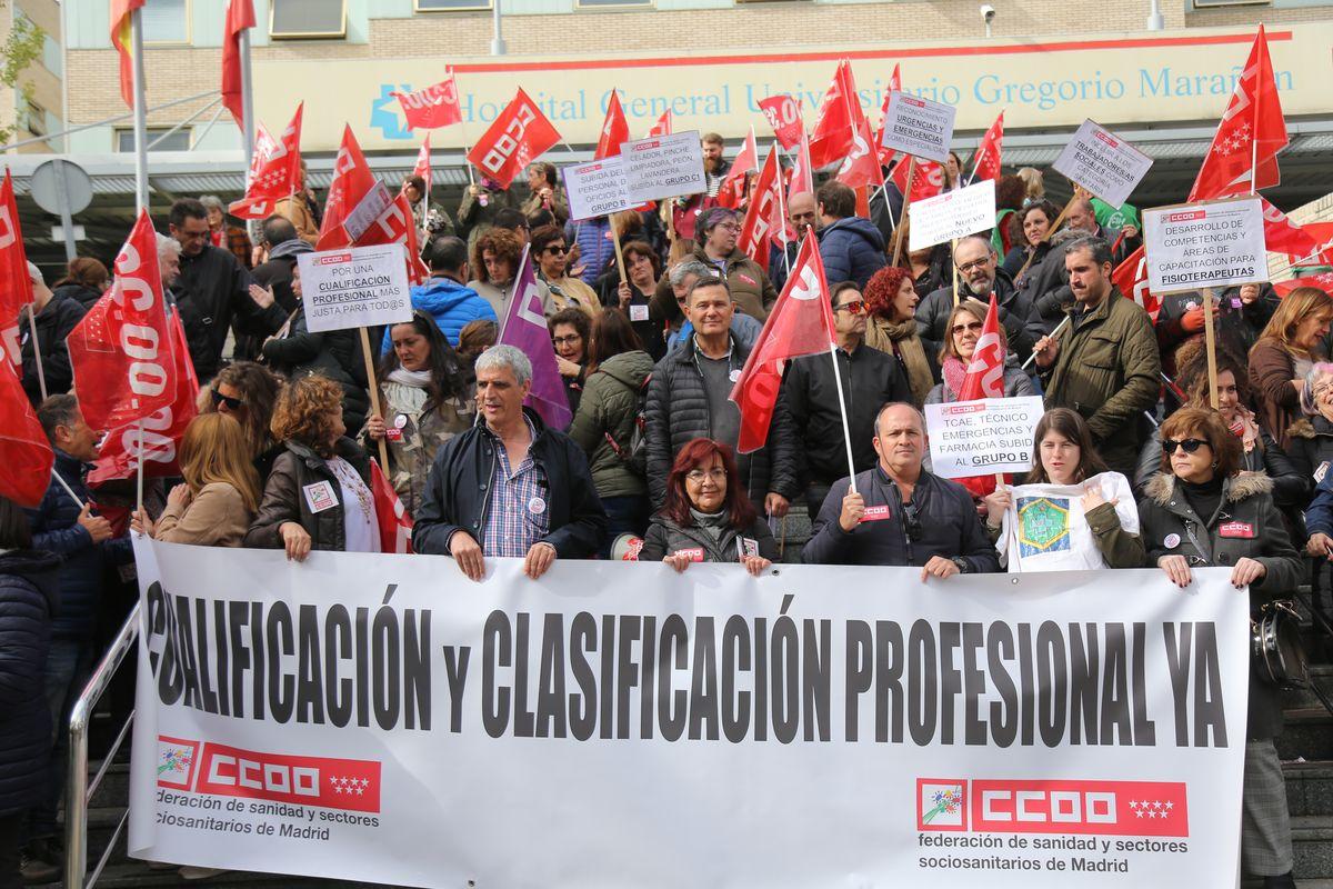 Concentracin para exigir el aumento de nivel y salario de los profesionales de la sanidad pblica